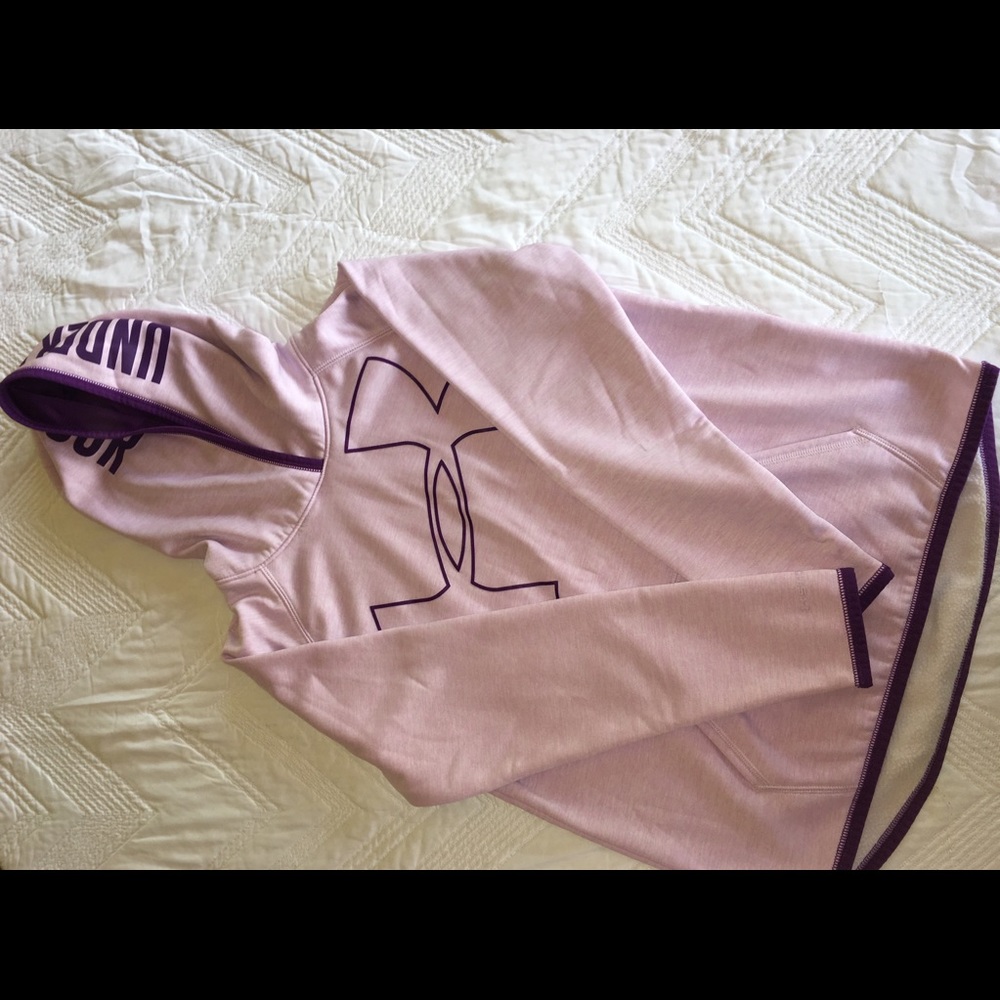 Under Armour Sweatshirt
